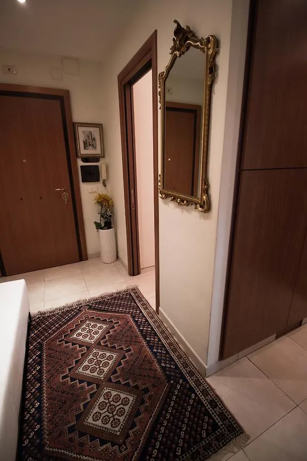 Asher'S House Colosseum Rome Holiday home